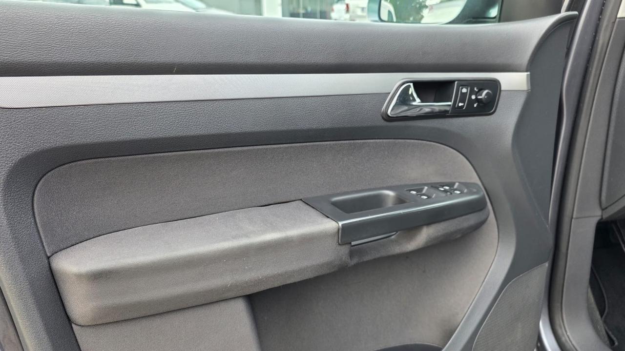 Volkswagen Touran 2.0 TDI 140CV Highline