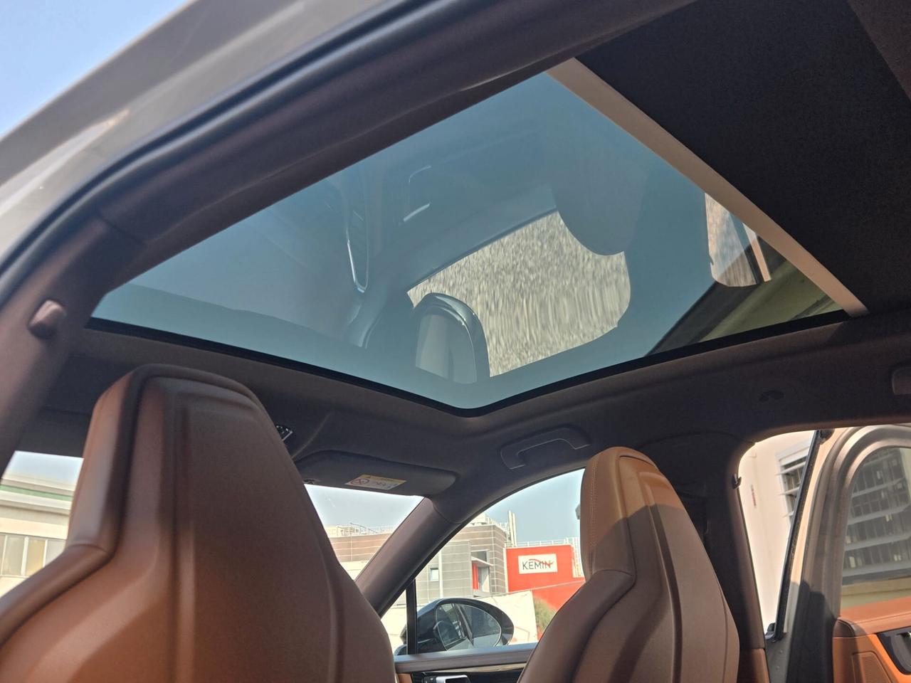 Porsche Cayenne Coupé 3.0 V6 E-Hybrid Platinum Edition