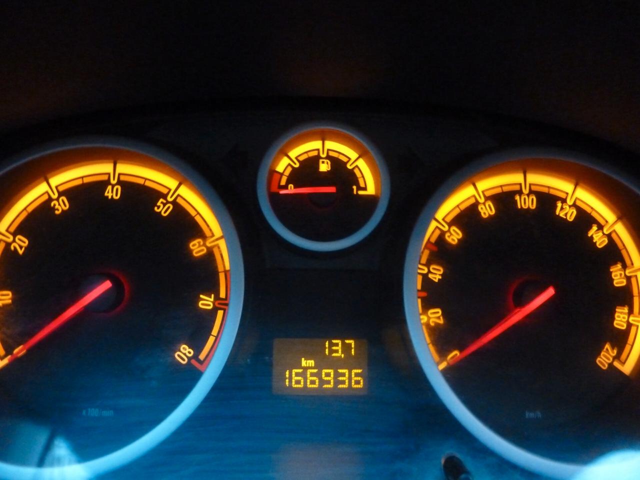 Opel Corsa 1.2 3 porte Club Ok Neopatentati