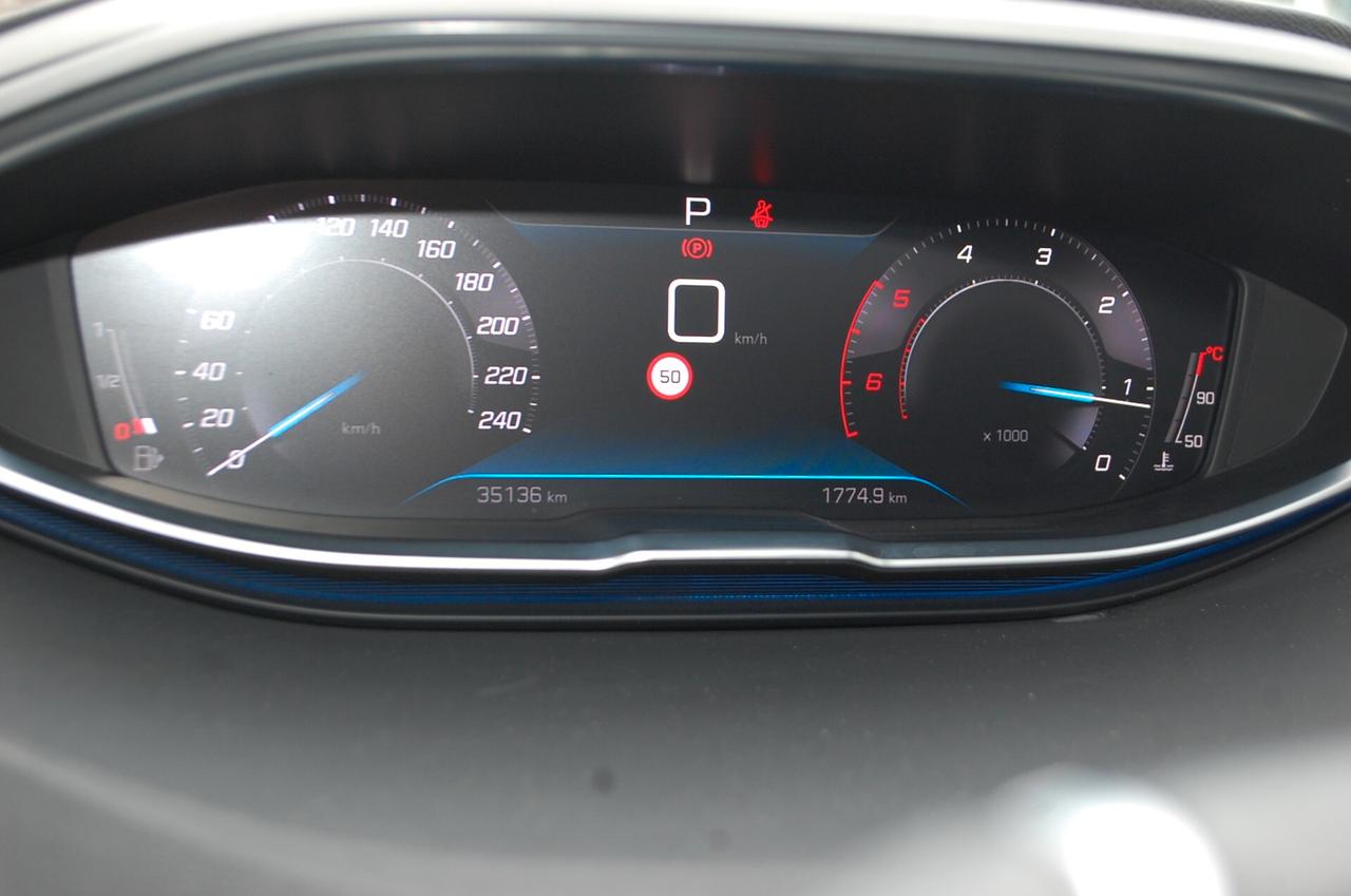 Peugeot 3008 1.5 bluehdi 131CV EAT8 GT Pack S&S Uff Italy Tetto