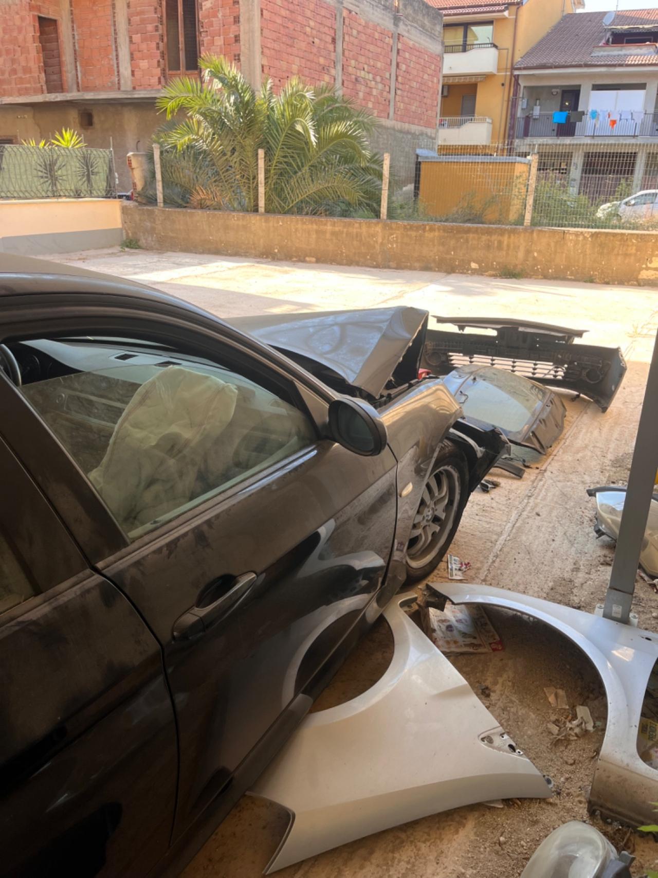 Bmw 320 D 163cv 2007 sinistrata PERMUTA