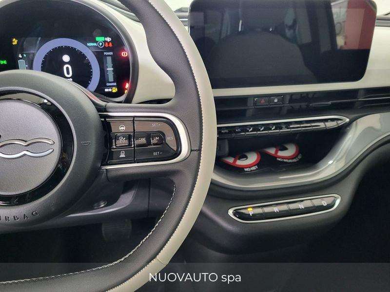 FIAT 500 Electric La Prima 3+1 118cv