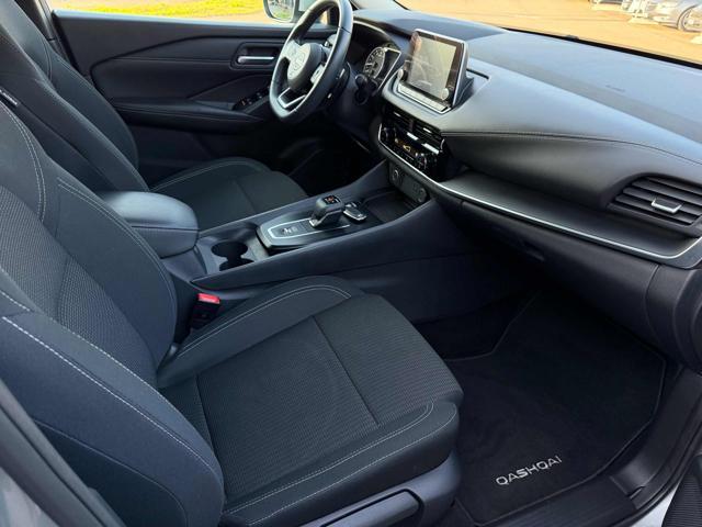 NISSAN Qashqai MHEV 158 CV Xtronic Business