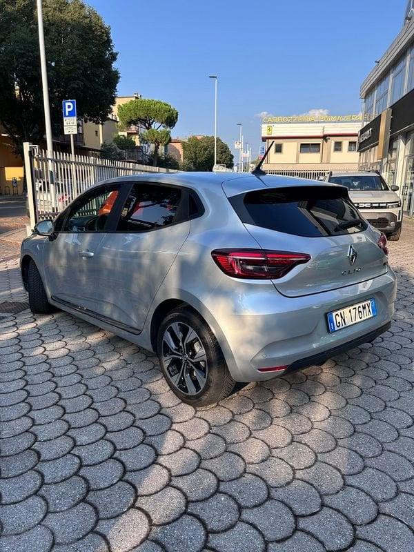 Renault Clio Clio 1.6 E-Tech full hybrid Evolution 145cv auto