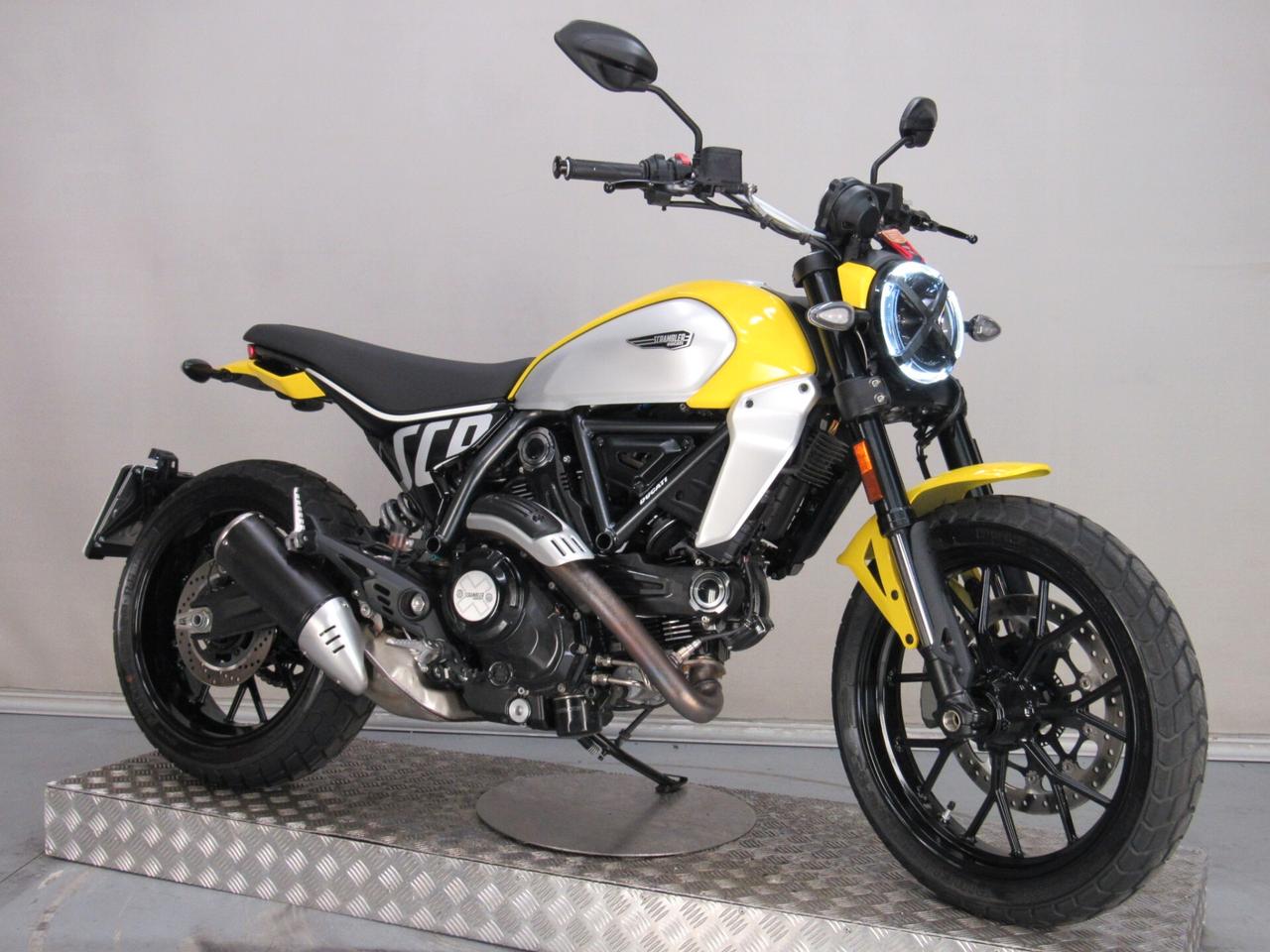 Ducati Scrambler ICON YELLOW
