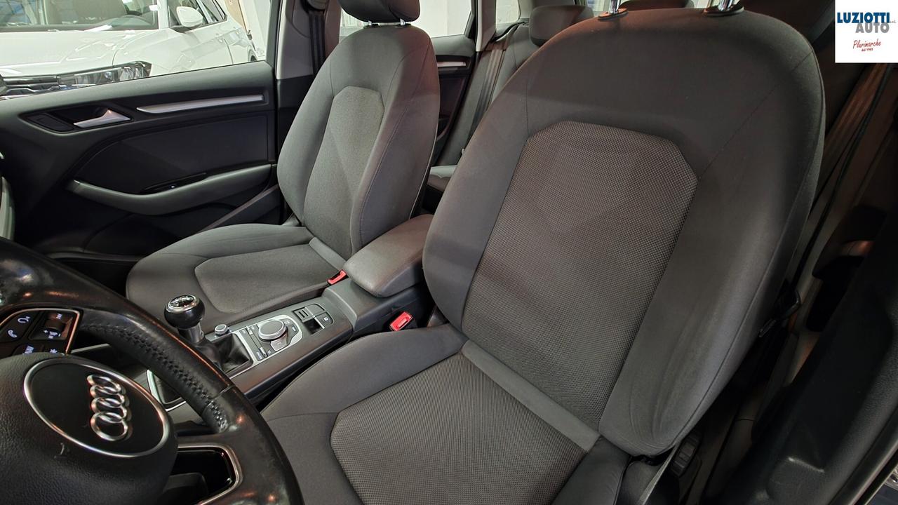 Audi A3 SPORTBACK 1.6 TDI BUSINESS - UNICO PR.