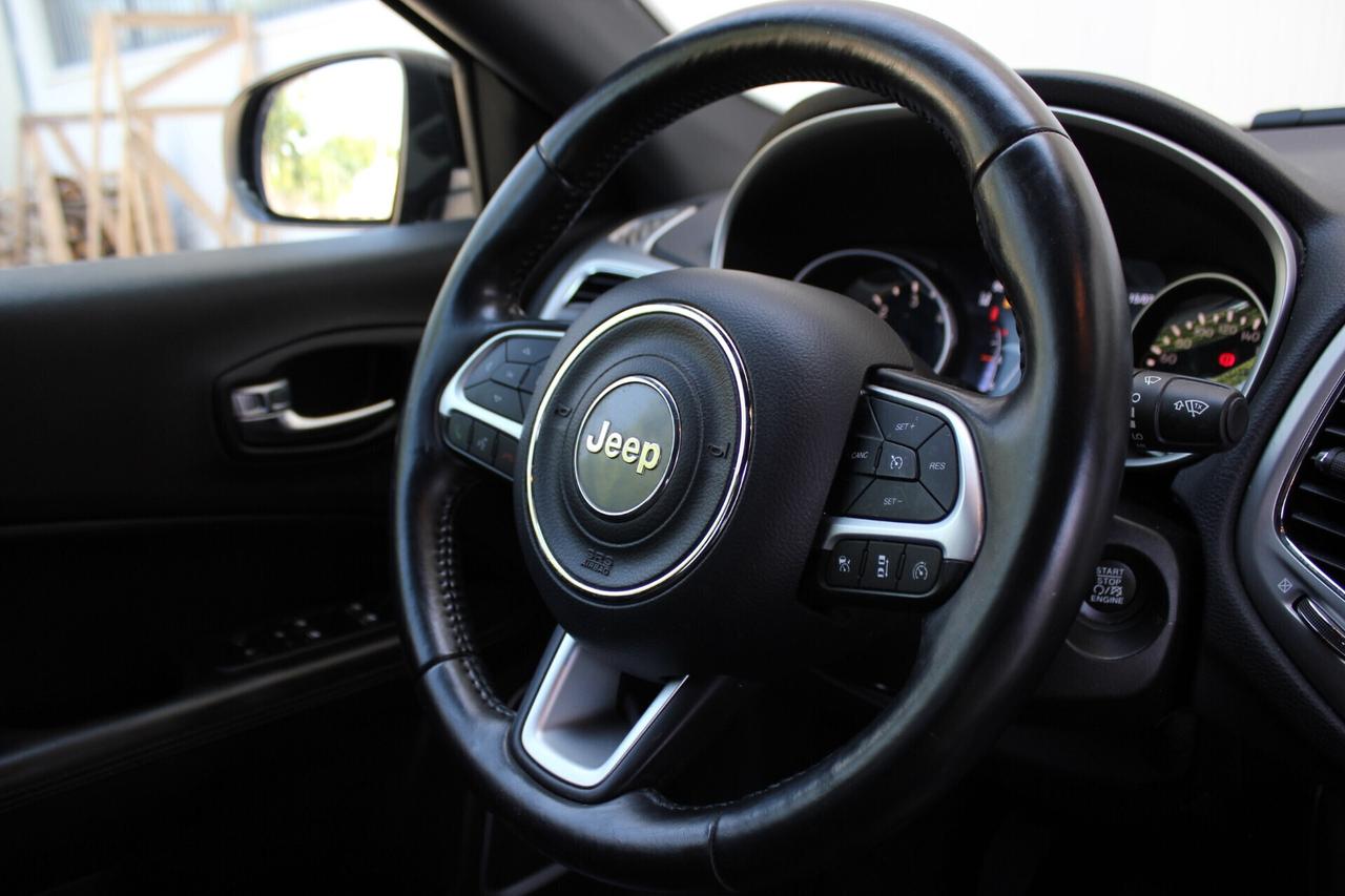 Jeep Compass 1.6 Sport Da € 269 al mese