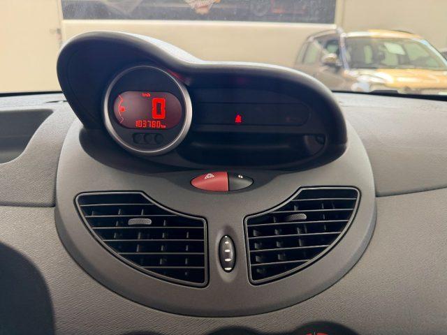 RENAULT Twingo 1.2 16V LEV Dynamique