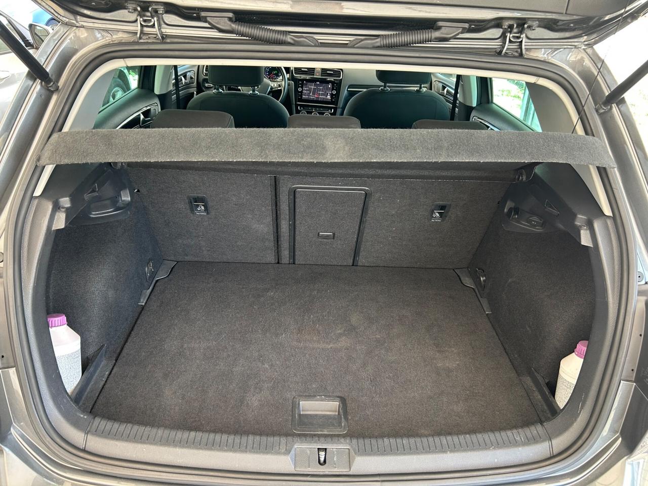 Volkswagen Golf - 2019 1.5 TGI DSG 130 CV