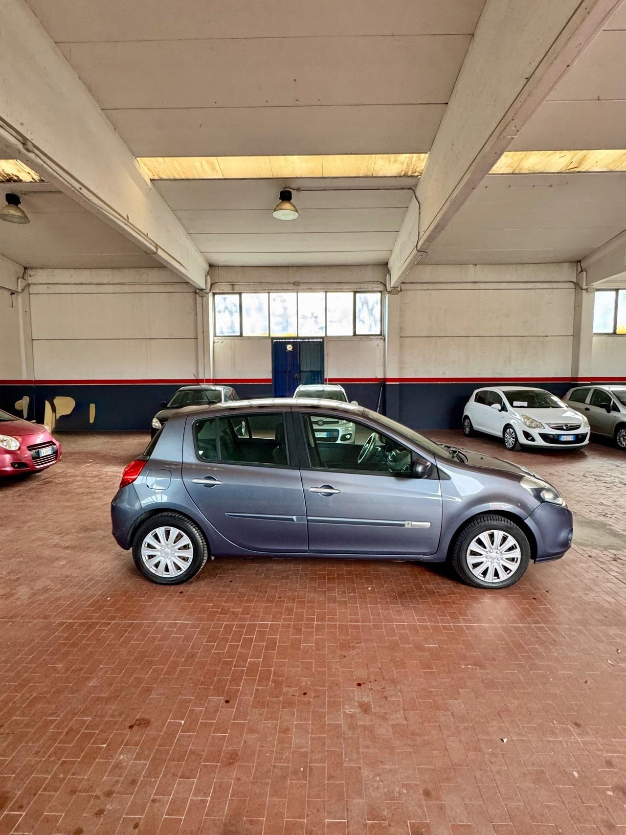 Renault Clio 1.2 16V 5 porte GPL Dynamique