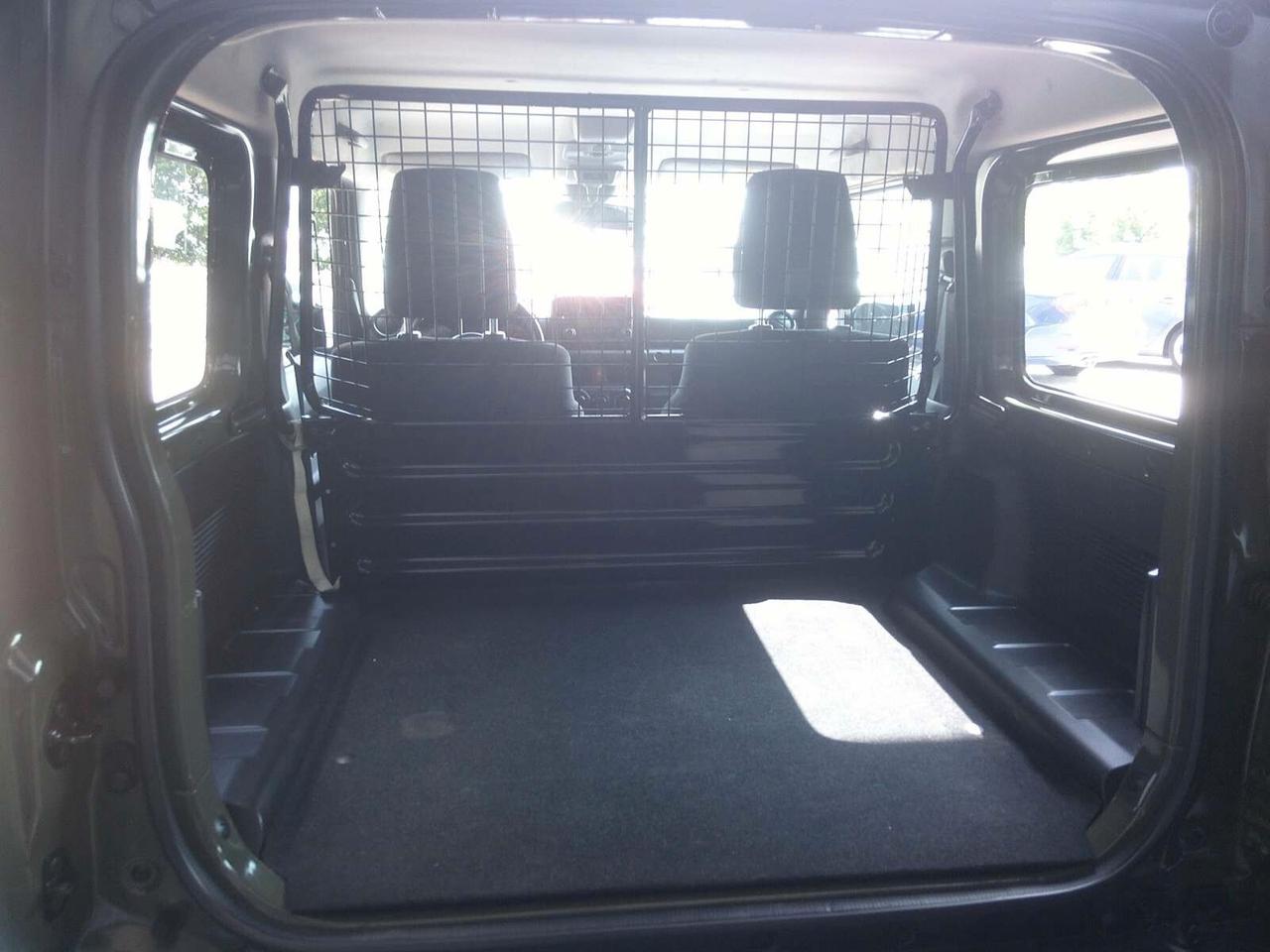 Suzuki Jimny 1.5 5MT PRO (N1)