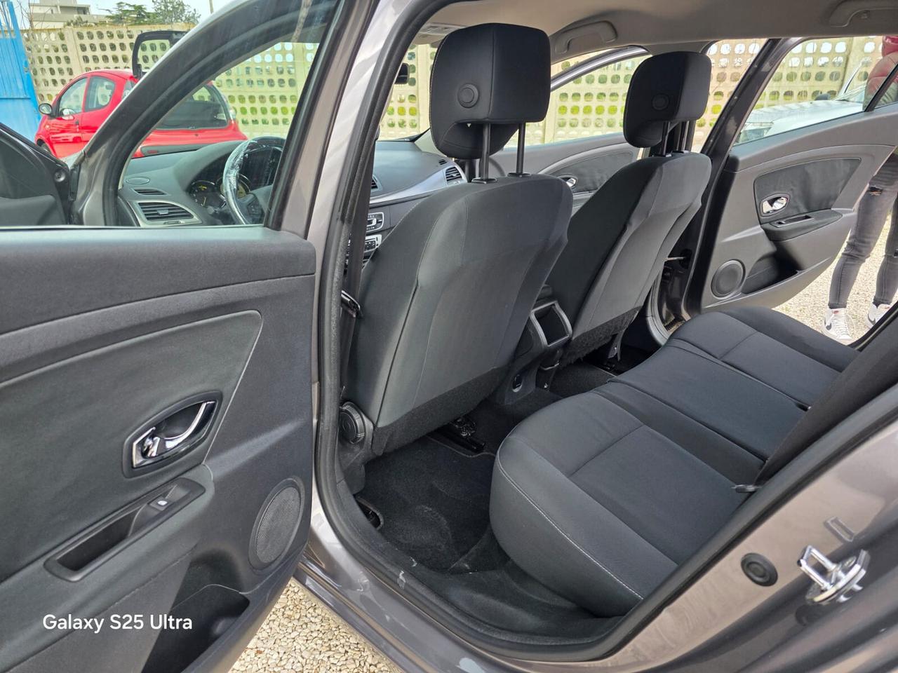 Renault Mégane 1.5 dCi 110CV SporTour Live 2013