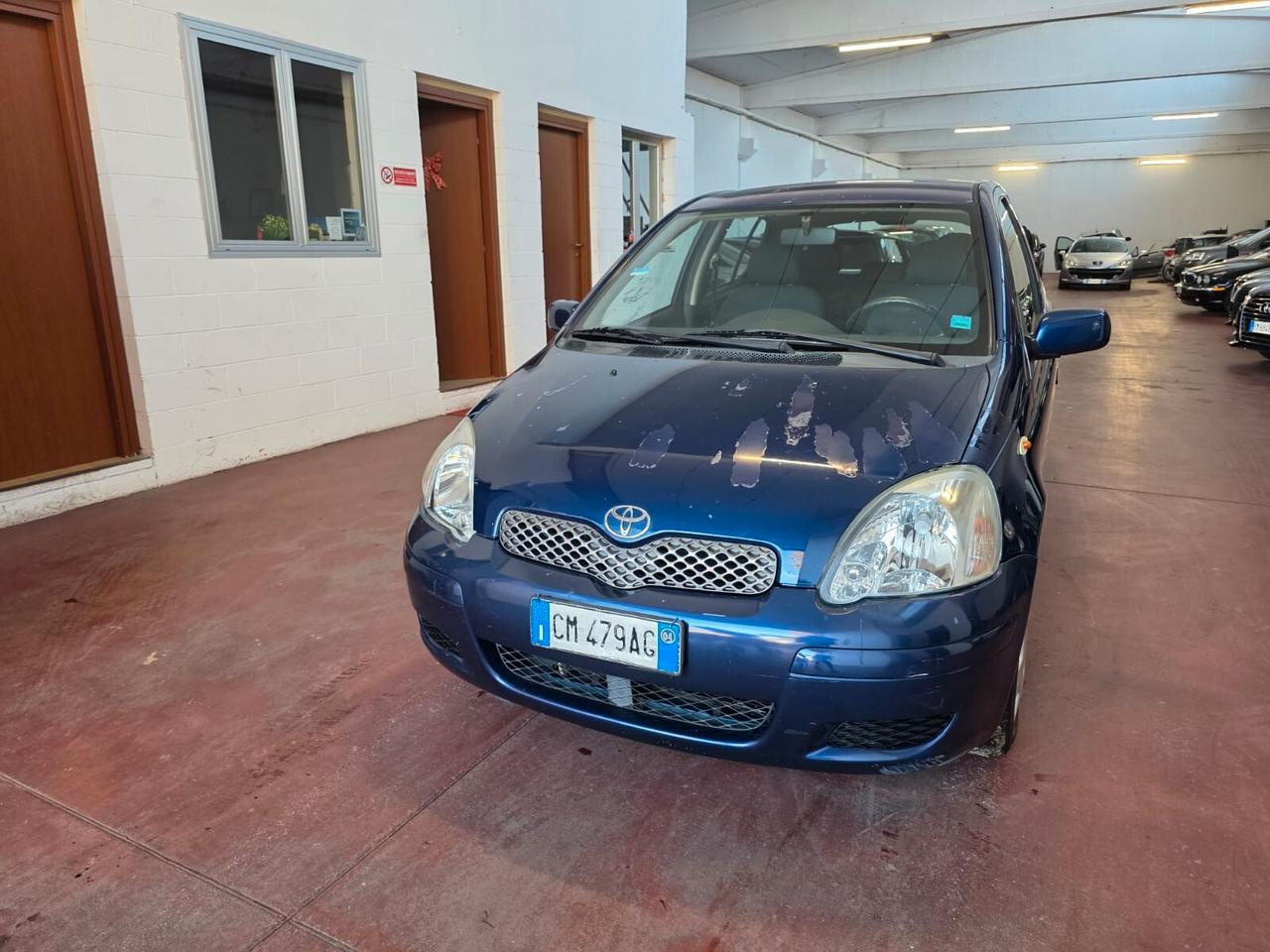 Toyota Yaris 1.0i 16V cat 5 porte Sol Blue neopat