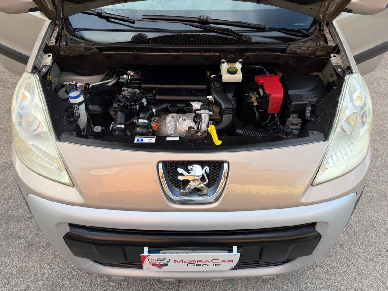 Peugeot Partner Tepee 1.6 HDi 90CV Outdoor