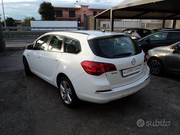 Opel Astra 1.6 CDTi