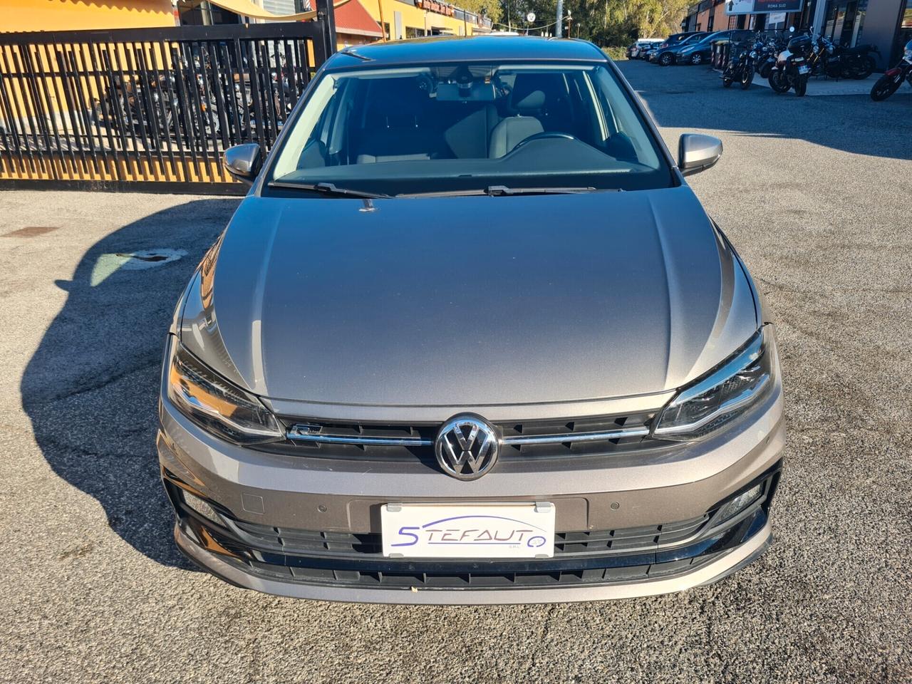 Volkswagen Polo 1.0 TSI 5p. R-Line *PDC*AUX*BLUETOOTH*