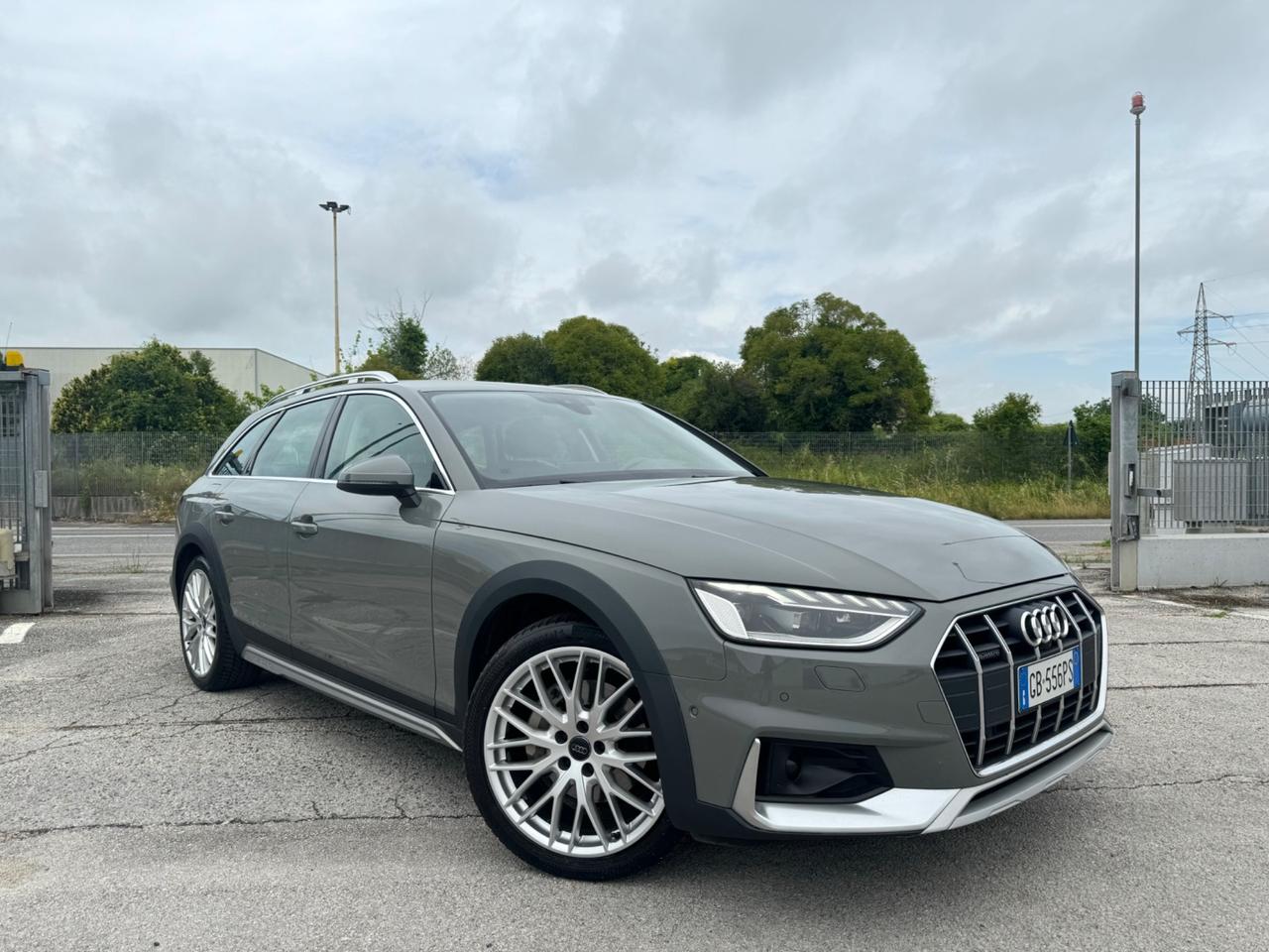 AUDI A4 ALLROAD 2.0 Tdi -Virtual Led Ambient 19