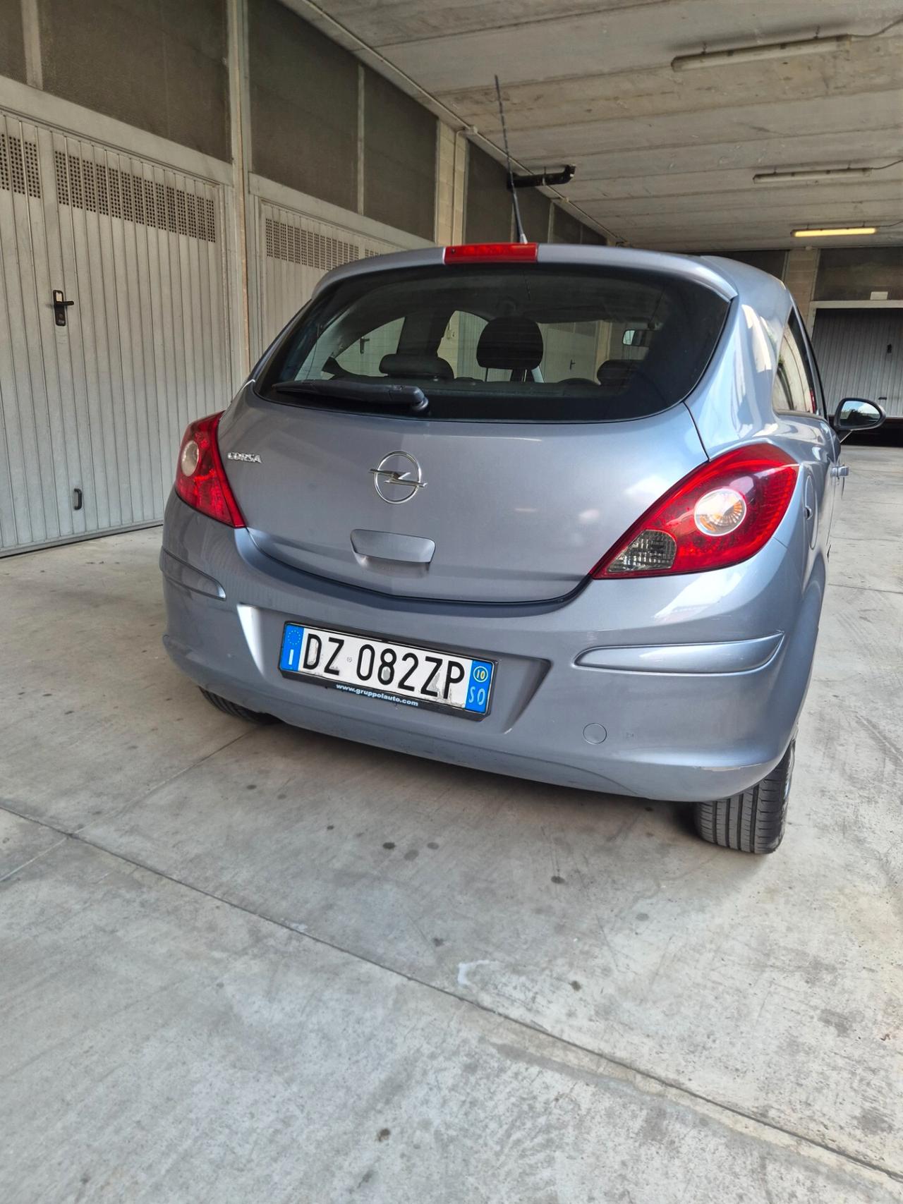 OPEL CORSA 1.4 BENZINA SPORT NEO PATENTATI