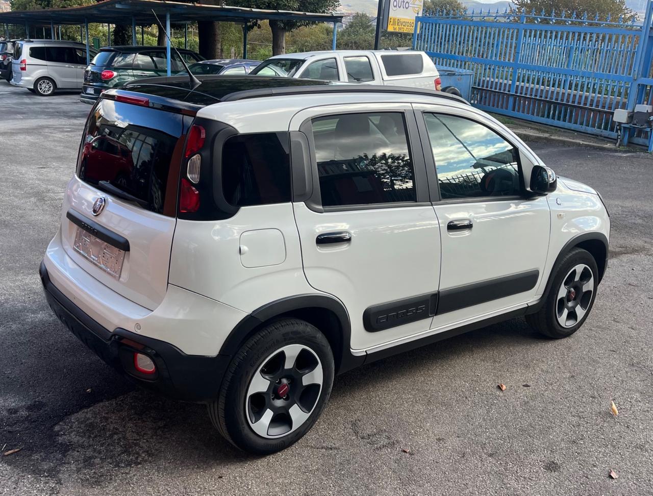 Fiat Panda 1.2 Cross Waze -solo Km 22165-