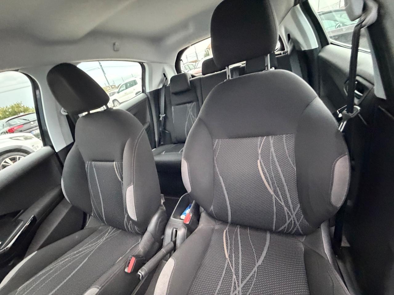 Peugeot 208 PureTech 82 5 porte Access