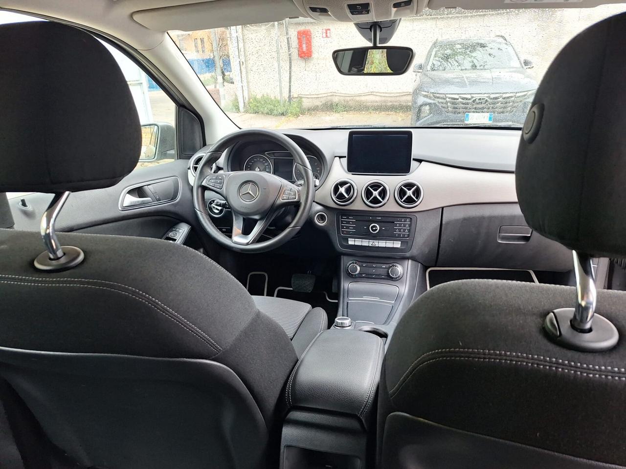 Mercedes-benz B 180 d Business