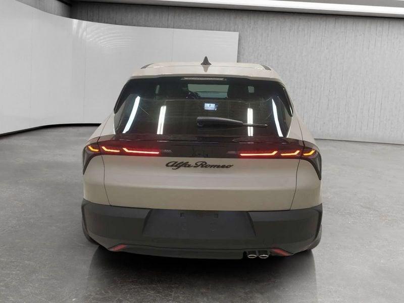 Alfa Romeo Junior 1.2 ibrida 145cv edct6