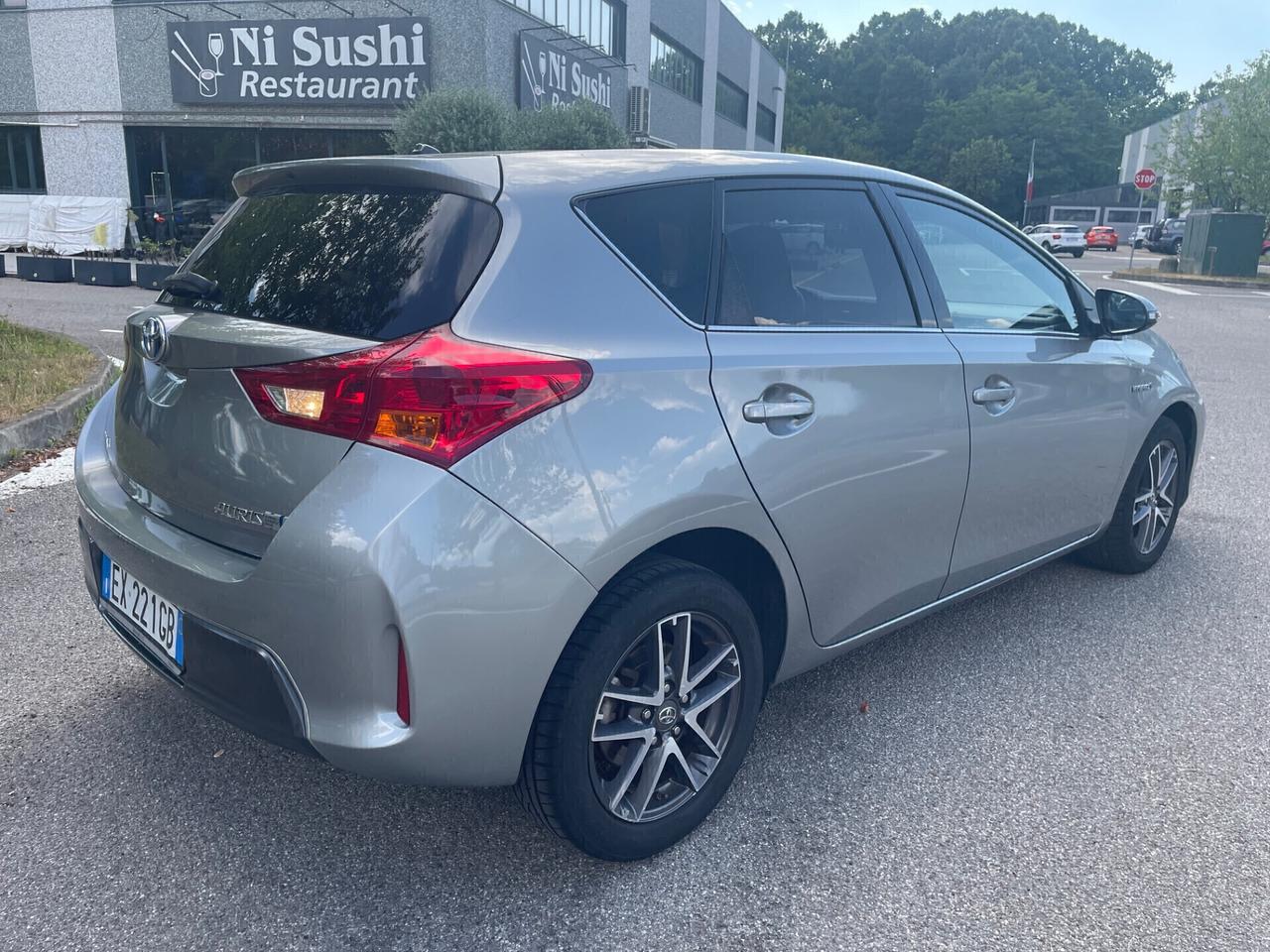 Toyota Auris 1.8 Hybrid*Neopatentati*Solo 105000km*