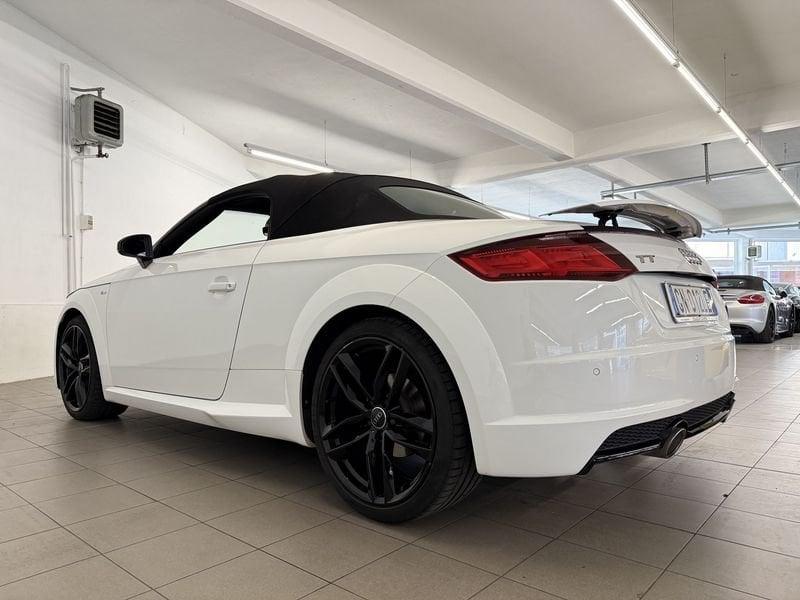 Audi TT TT Roadster 2.0 TDI ultra S line
