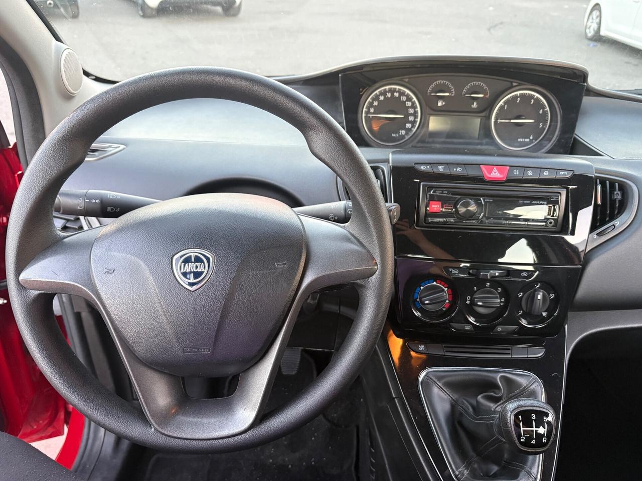 Lancia Ypsilon 1.3 MULTIJET