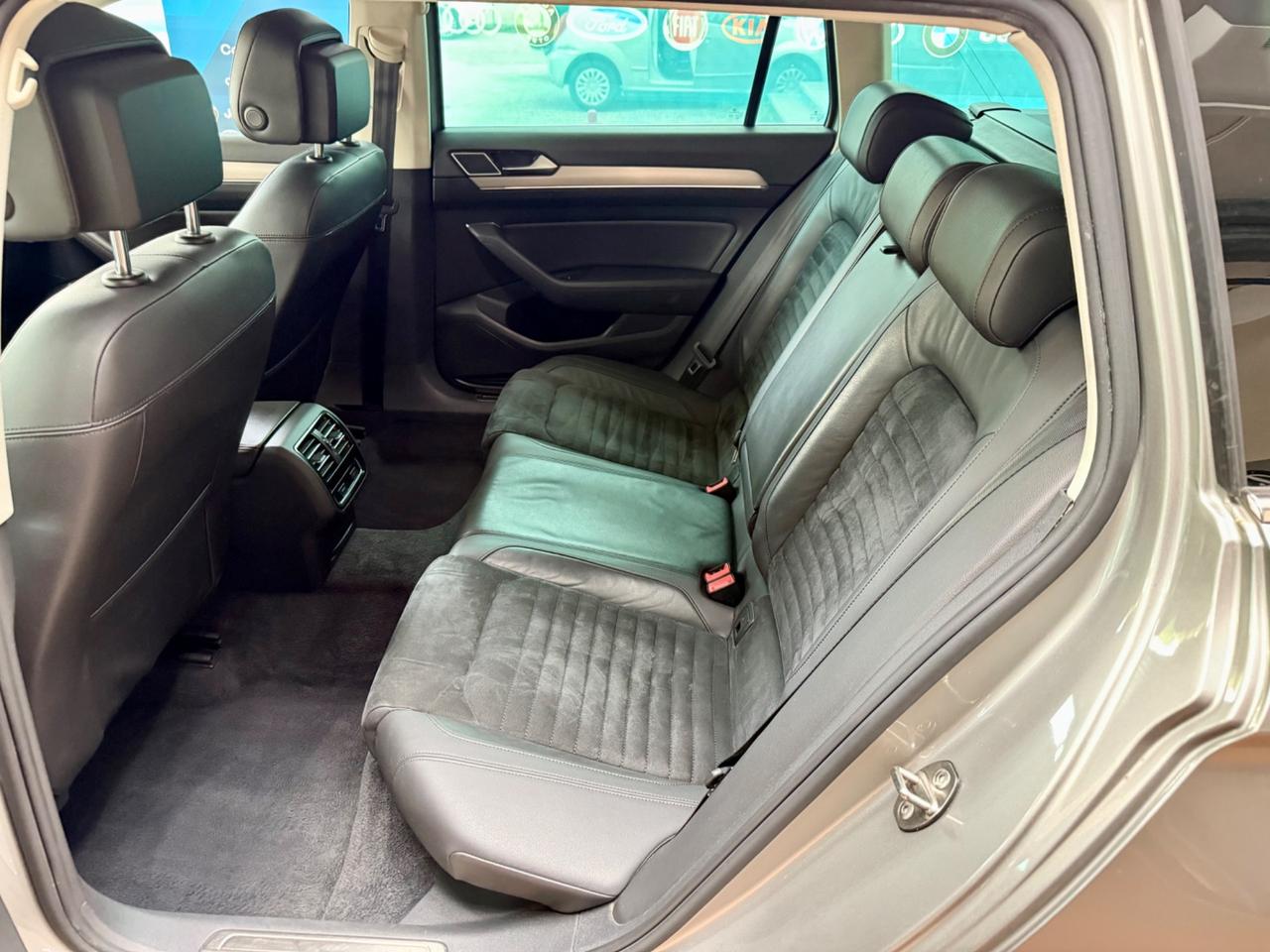 VW Passat Variant 2.0TDI 150cv DSG E6