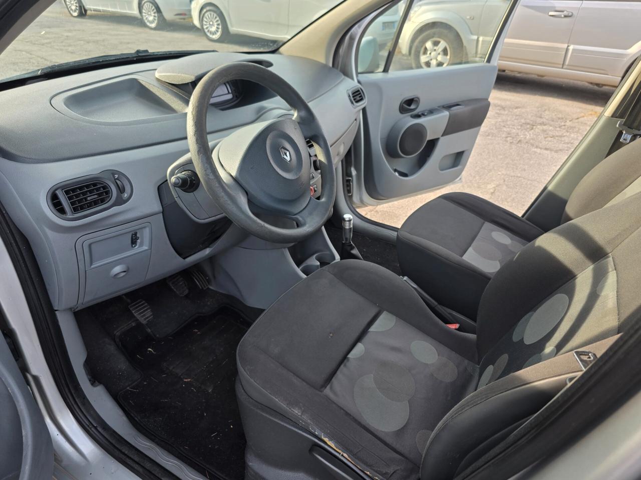 Renault Modus 1.5 dCi 85Cv con 147.000km Neopatentati ok