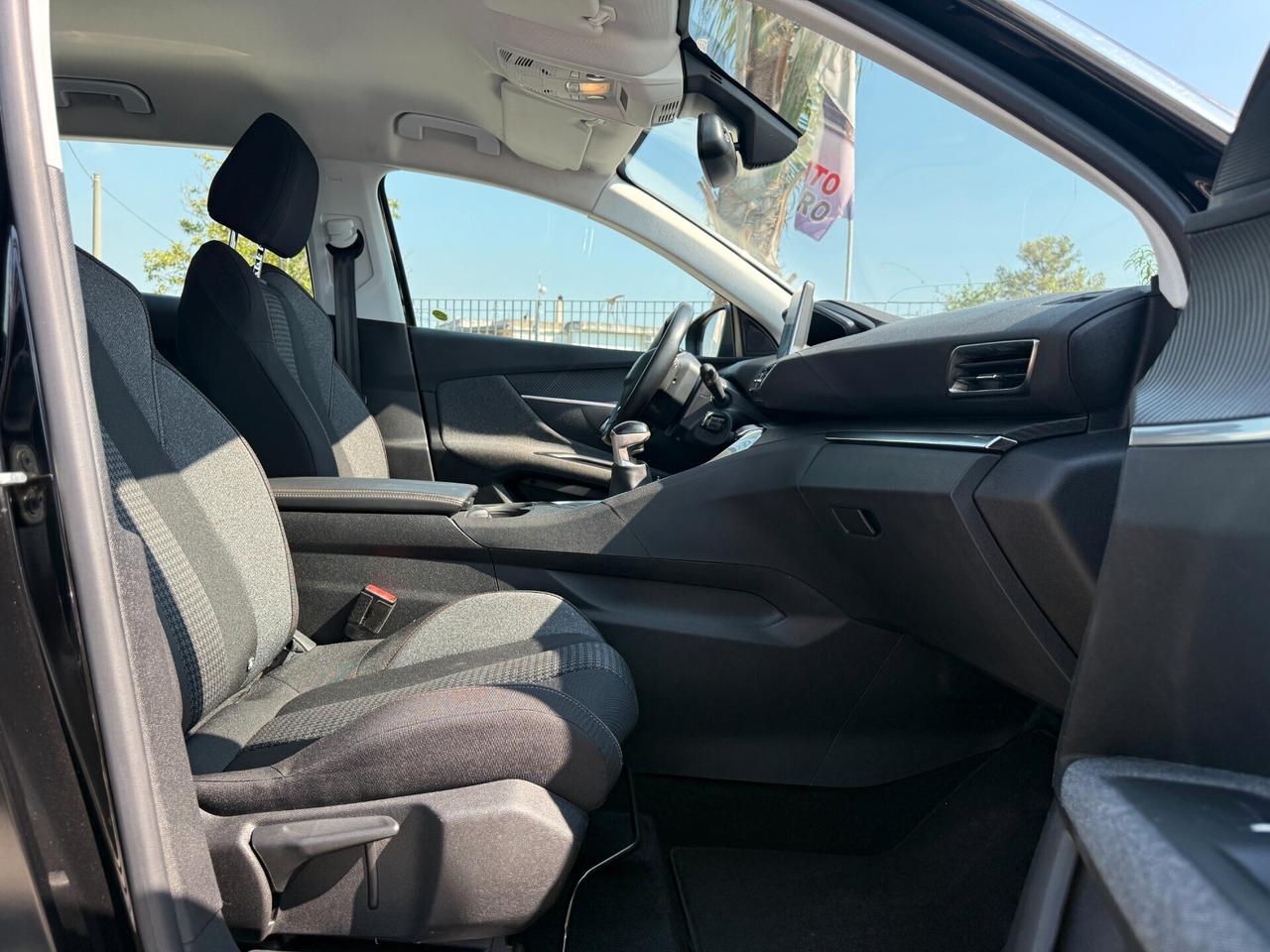 PEUGEOT 3008 ANNO 2020 1.5 DIESEL 130 CV
