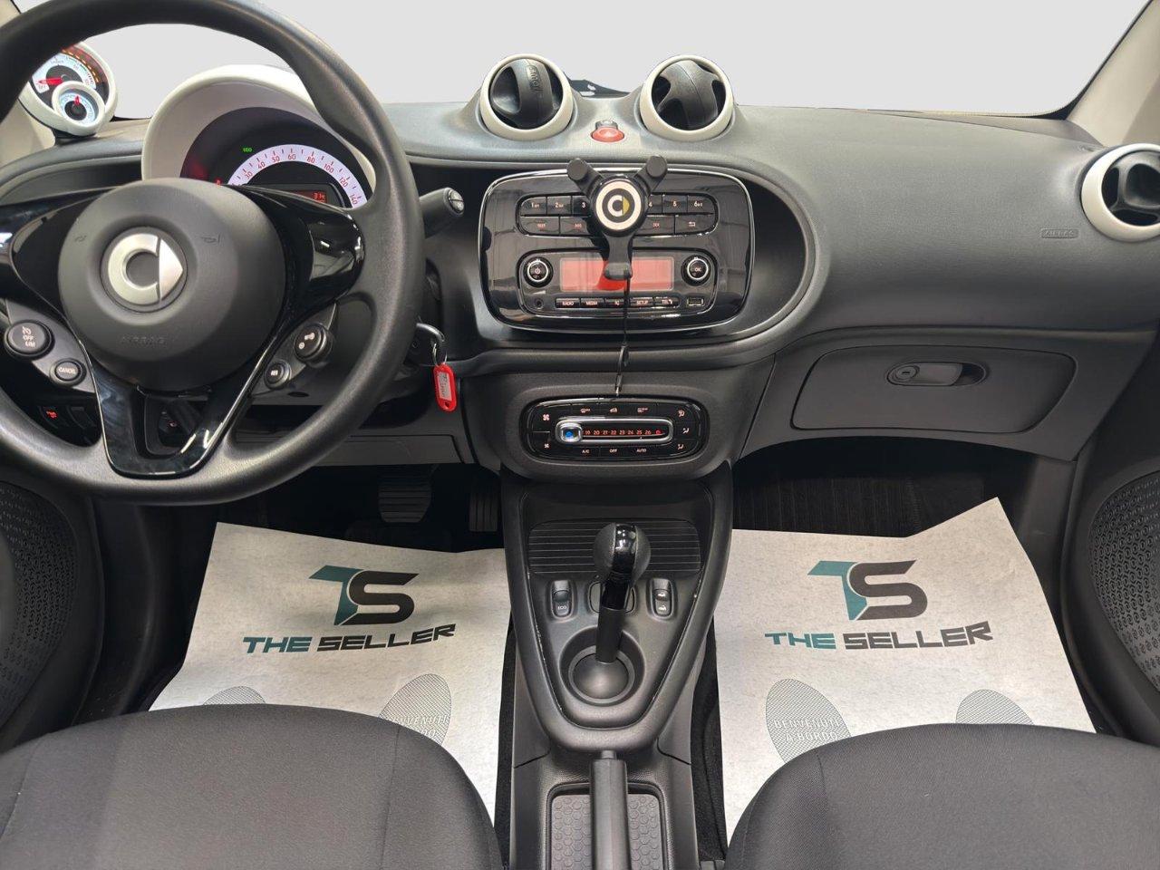 Smart fortwo cabrio electric drive*FORMULA S*