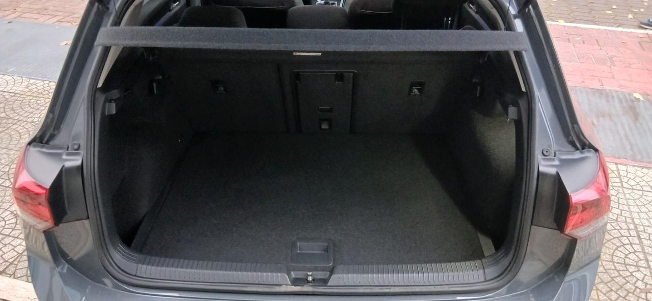 Volkswagen GOLF 8 TDI 2.0 SCR STYLE 116 CV