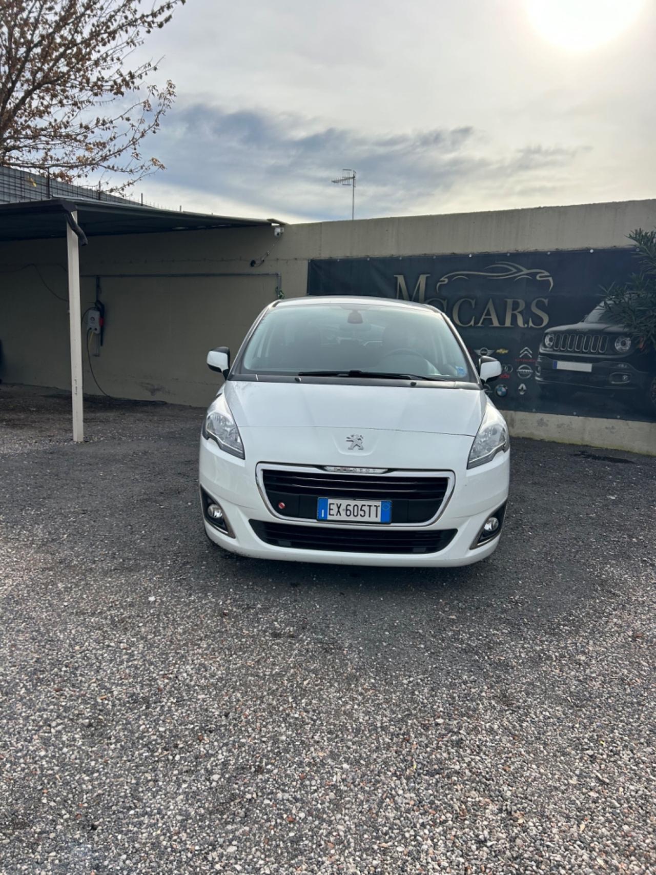 Peugeot 5008 1.6 HDi 115CV Business