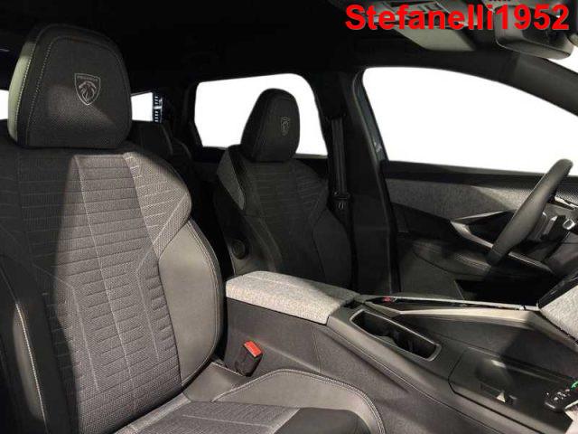 PEUGEOT 5008 1.2 hybrid GT 136cv e-dcs6