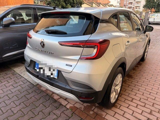 RENAULT Captur Full Hybrid E-Tech 145 CV Equilibre