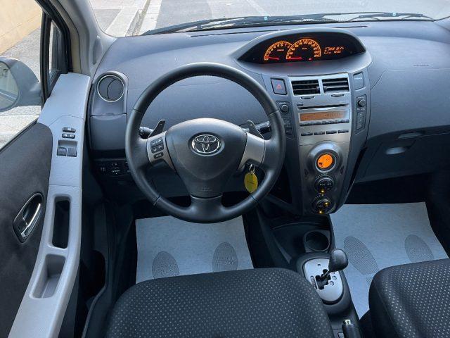 TOYOTA Yaris 1.3 5P M-MT (Aut.) Sol*39000km*