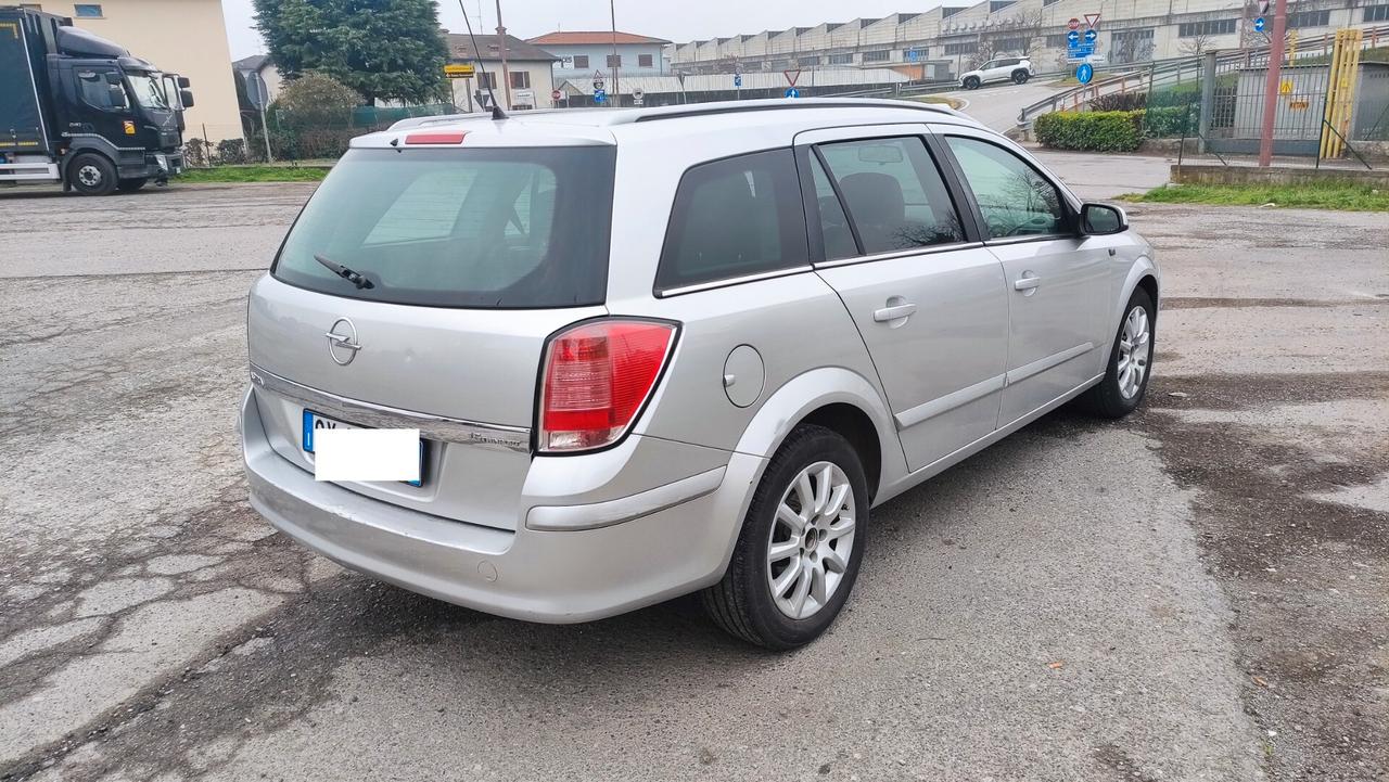 Opel Astra 1.6 16V Twinport Station Wagon NEOPATENTATI - 2005