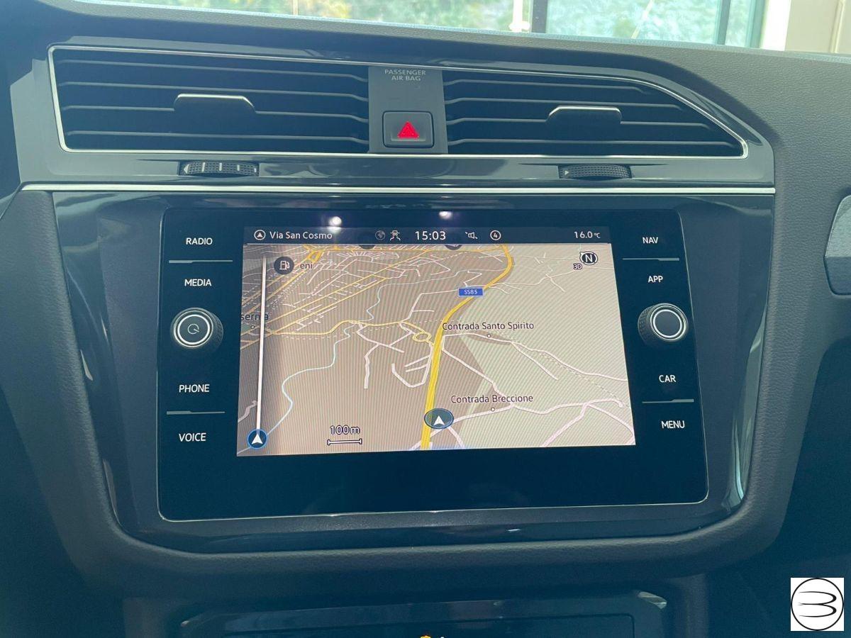 VOLKSWAGEN - Tiguan - 2.0 TDI DSG Style BMT