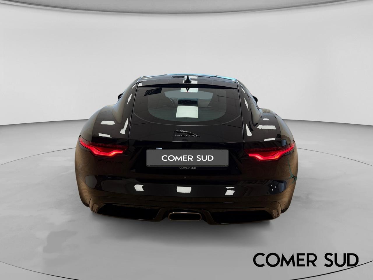 JAGUAR F-Type - F-Type Coupe 2.0 i4 R-Dynamic rwd 300cv auto