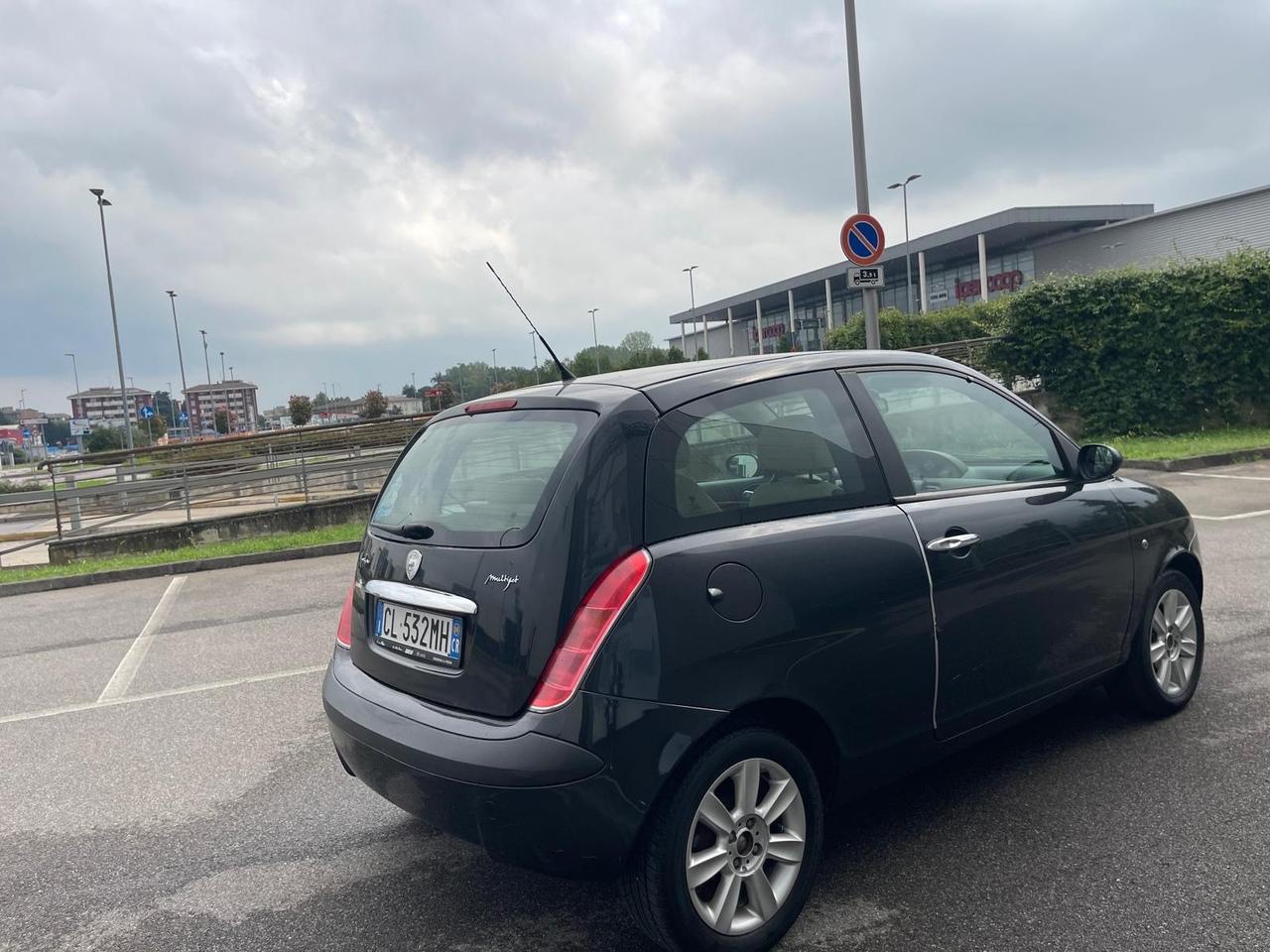 Lancia Ypsilon 1.3 Multijet 16V Platino