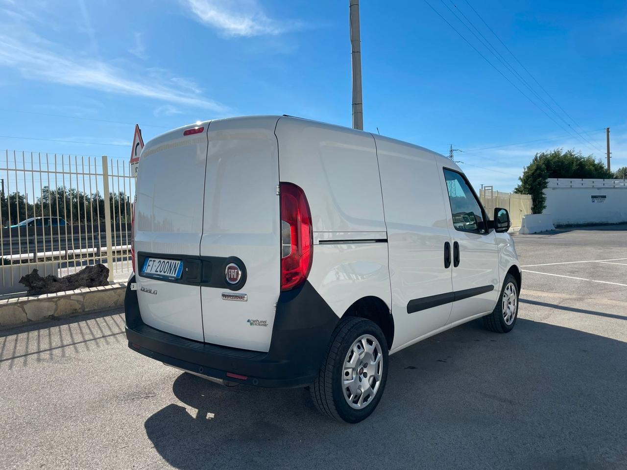 FIAT DOBLO' 1.4 METANO CASA MADRE