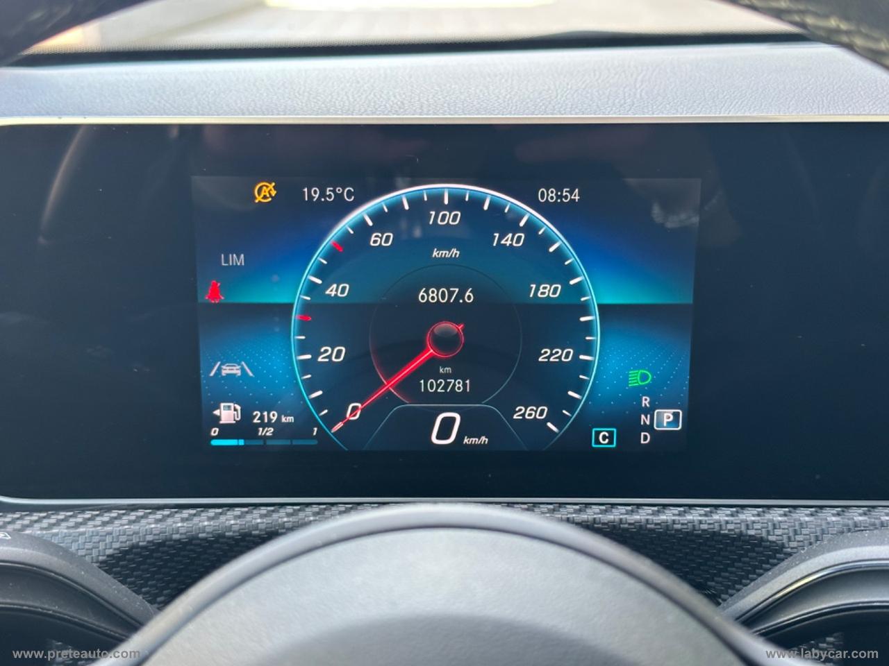 MERCEDES-BENZ A 180 d Automatic Business