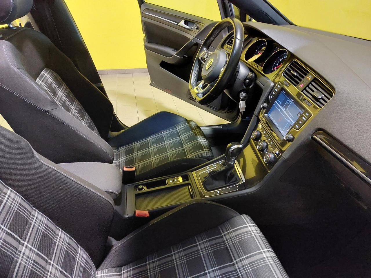 Volkswagen Golf 5 Porte GOLF 2.0 TDI 184CV GTD DSG