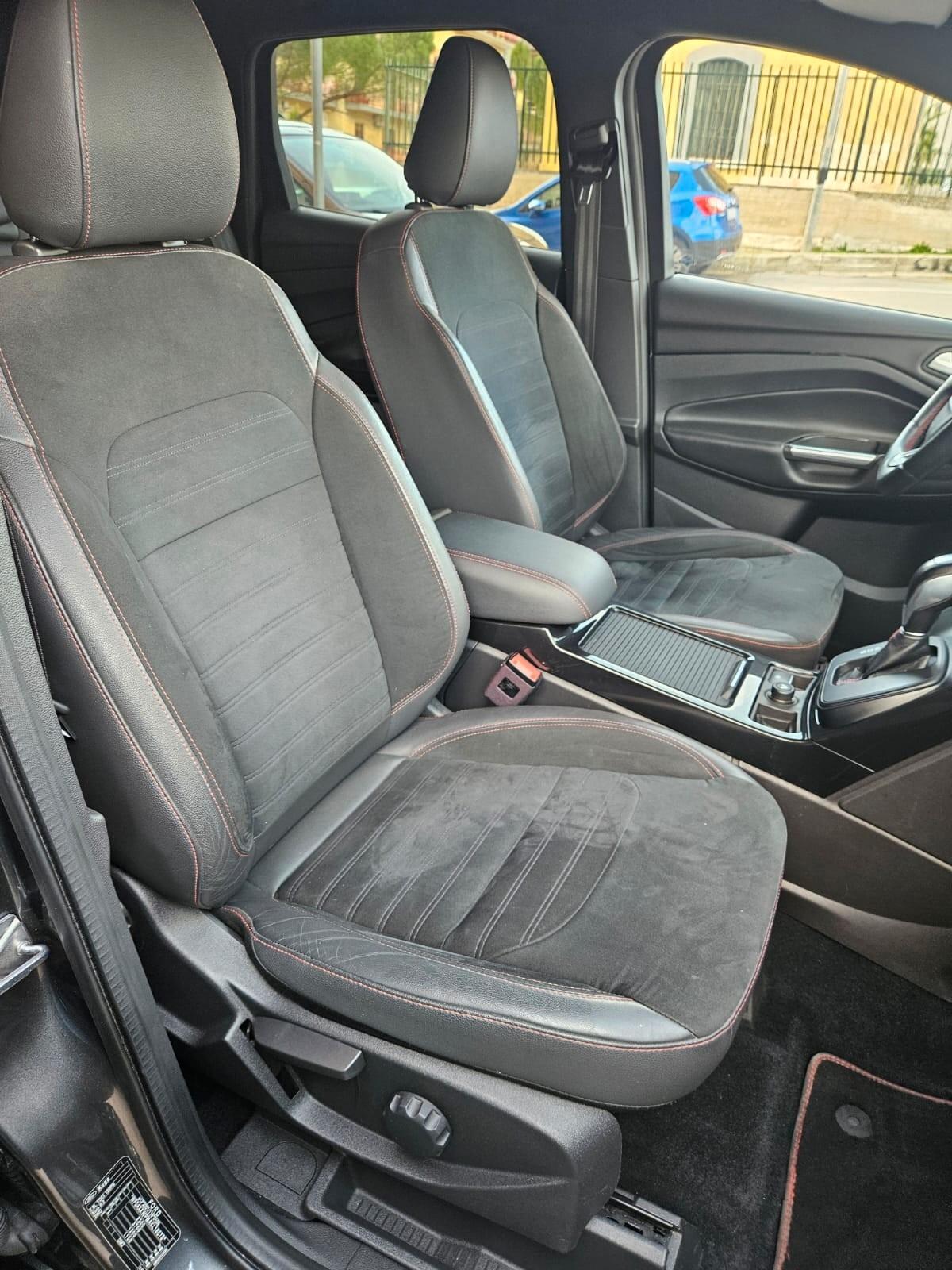 Ford Kuga St-Line 2.0TDI 120CV TITANIUM FULL