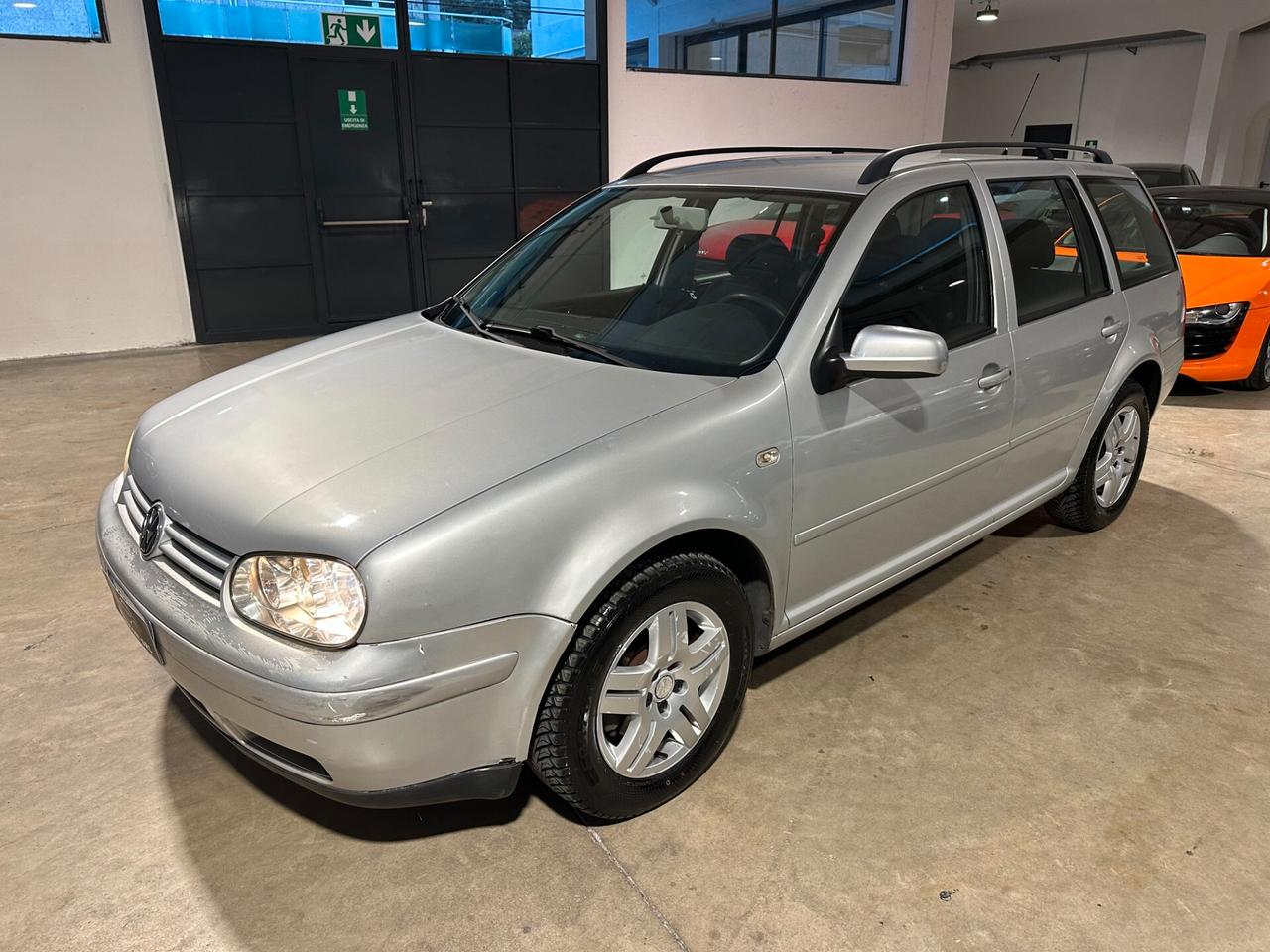 Volkswagen Golf 1.6 Variant Comfortline UNICOPROPRIETARIO