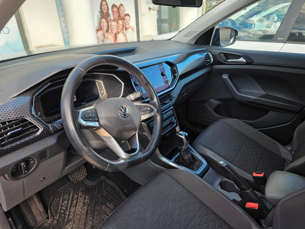 Volkswagen T-Cross R-LINE 1.6 TDI DSG SCR Advanced BMT