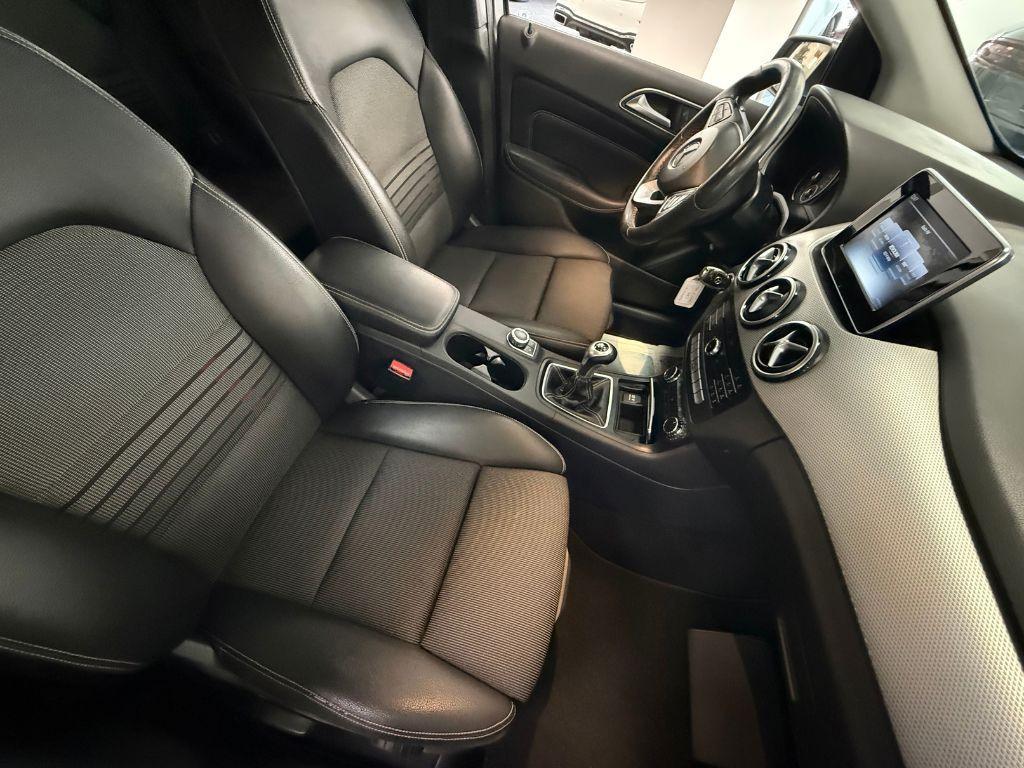 MERCEDES - Classe B - B 180 d Sport