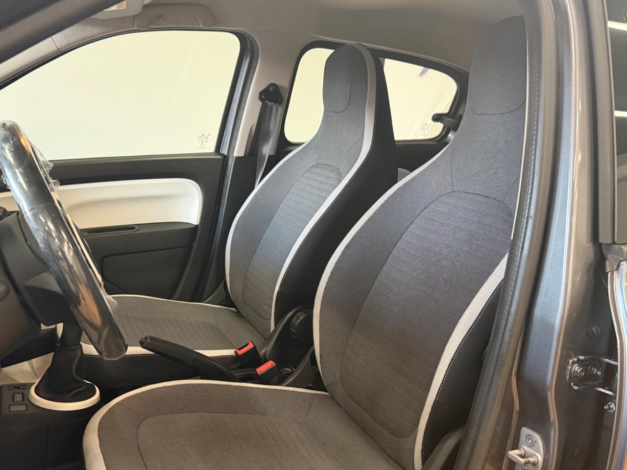 Renault Twingo LIMITED 69 CV MANUALE NEOPATENTATI GARANZIA UNIPRO